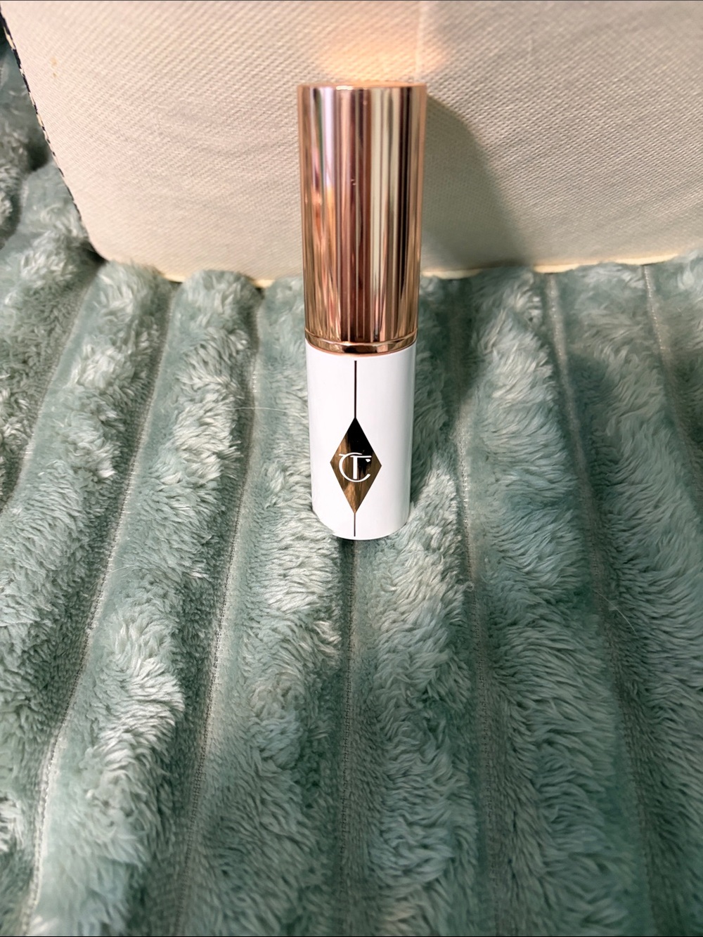 Charlotte Tilbury sheer glow foundation stick